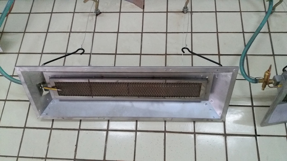 Alüminize Çelik Gaz Brooder Isıtıcı THD6806 Kümes Isıtma Ekipmanları