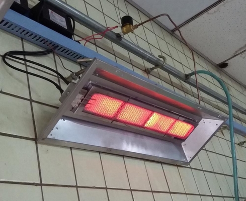 Otomatik Ateşleme Kızılötesi Gaz Brooder Isıtıcı Doğrudan Isıtma Tavuk Kümes THD6808