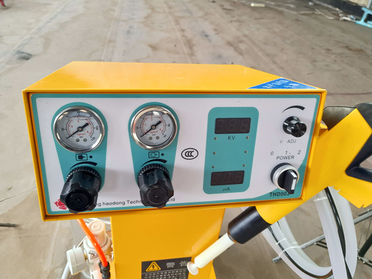 50W Elektrostatik Toz Püskürtme Makinesi Havai Konveyör Kaplama Hattı